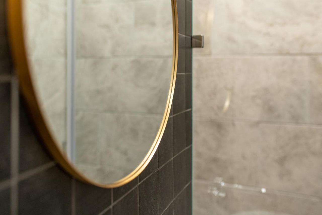 Fagi Rooms In Наполи Екстериор снимка